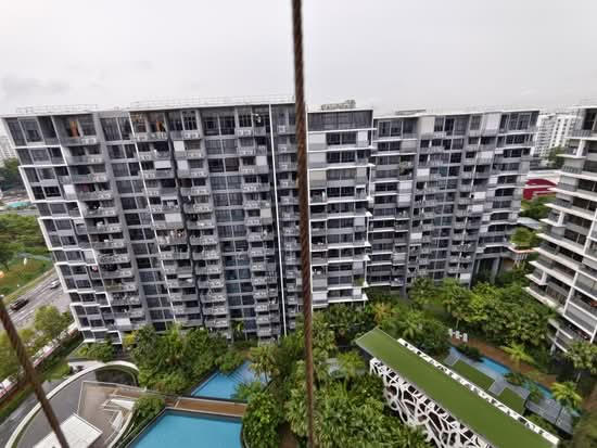 GRANDEUR PARK RESIDENCES photo 4