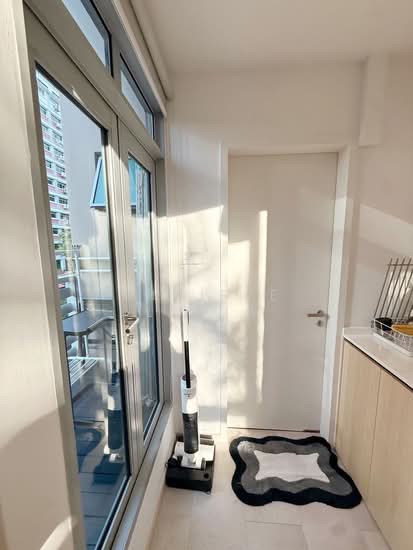 REGENCY SUITES photo 5