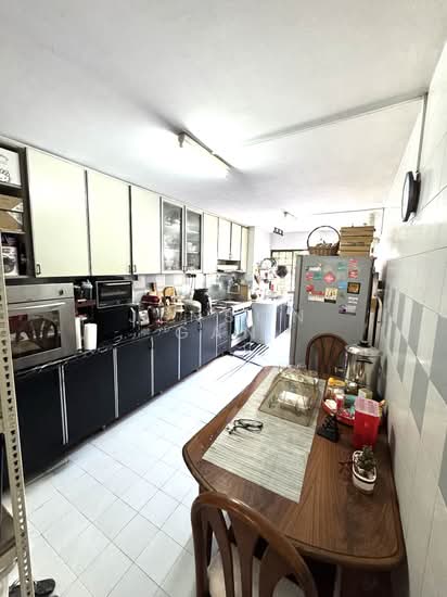 334 CLEMENTI AVENUE 2 photo 2