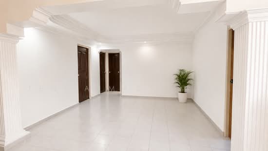 524 SERANGOON NORTH AVENUE 4 photo 2