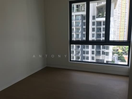 HIGHLINE RESIDENCES photo 6