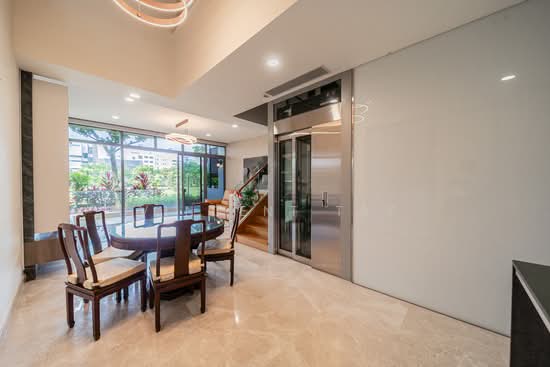 Belgravia Villas photo 3