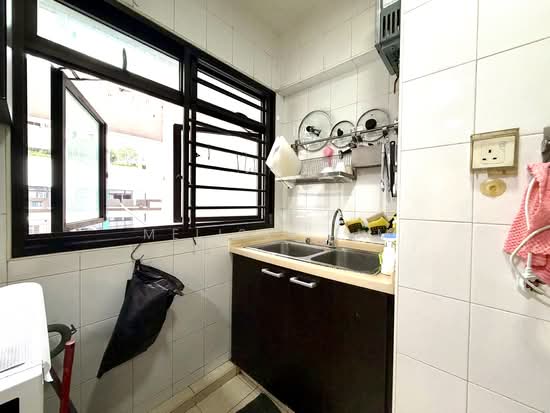 33 Eunos Crescent photo 2