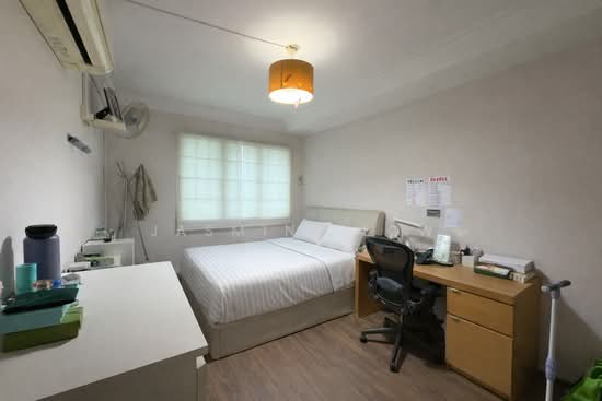 497H TAMPINES STREET 45 photo 2
