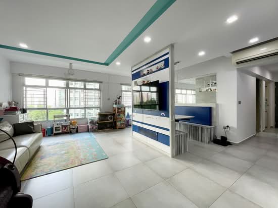 471B Upper Serangoon Crescent image 1 of 6