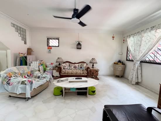 10 TOH YI DRIVE photo 5