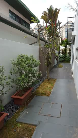West Coast Park photo 2