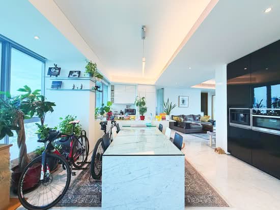 🔥🔥🔥PRESTIGIOUS!!! FREEHOLD!!! WALK TO AMENITIES!!! RIGHT IN ORCHARD!!!🔥🔥🔥 photo 2