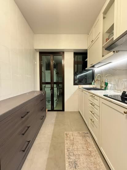 28C DOVER CRESCENT photo 4