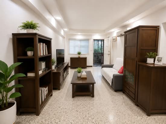 328 ANG MO KIO AVENUE 3 image 1 of 8