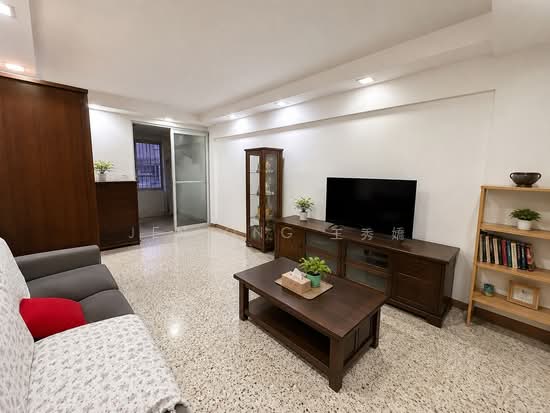 328 ANG MO KIO AVENUE 3 photo 2