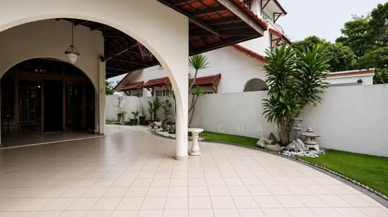 SIMPANG BEDOK I PARI BURONG I CHEMPAKA KUNING I UPPER CHANGI ROAD photo 2