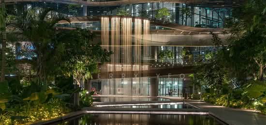 ONE MARINA GARDENS photo 2