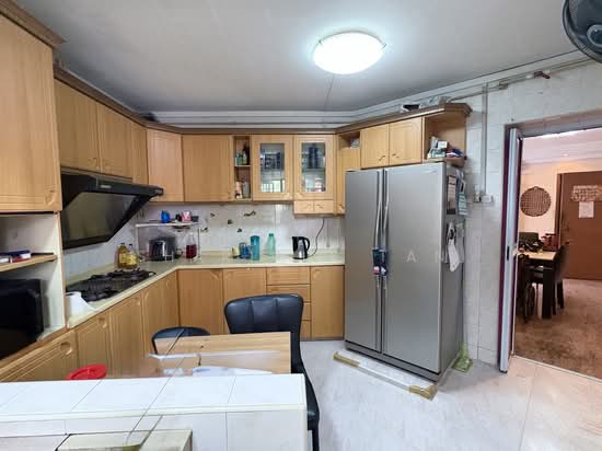137 RIVERVALE STREET photo 5