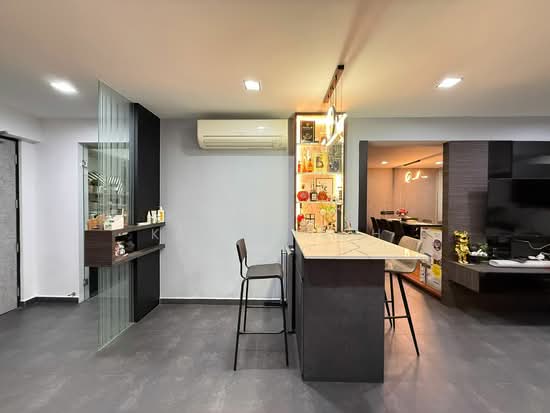 299B COMPASSVALE STREET photo 3