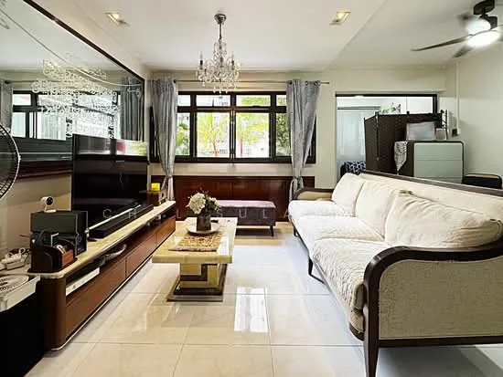 270 Toh Guan Road image 1 of 10