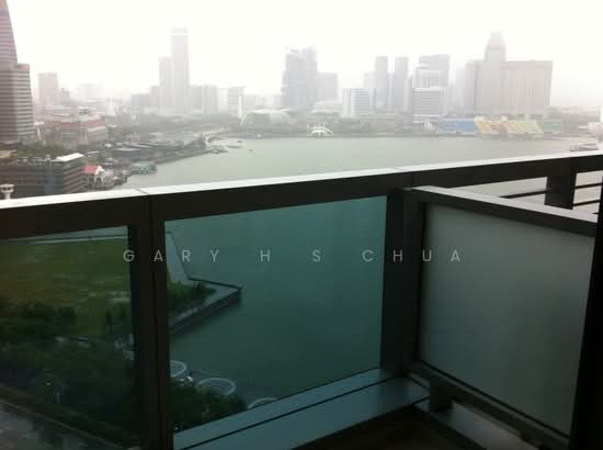 MARINA BAY RESIDENCES image 1 of 8