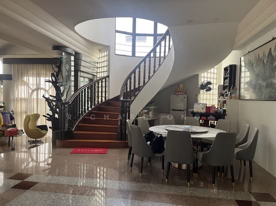Kovan Estate photo 2