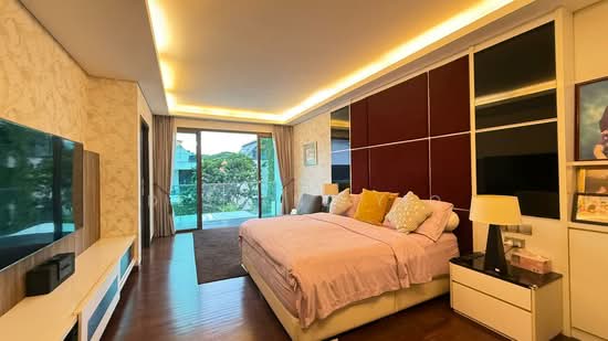 Freehold Seletar Rebuilt Semi D photo 4