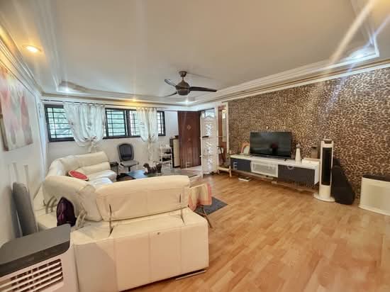 228 LORONG 8 TOA PAYOH photo 4