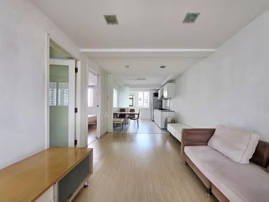 126 LORONG 1 TOA PAYOH image 1 of 7
