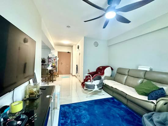621A TAMPINES STREET 61 image 1 of 4