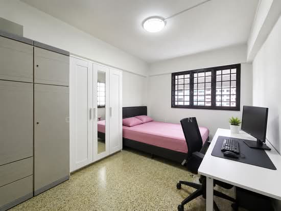 112 JURONG EAST STREET 13 photo 2