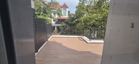 Woodgrove Estate photo 6