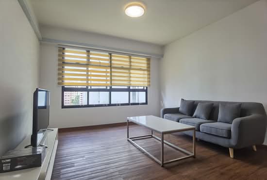 605D TAMPINES STREET 61 image 1 of 8