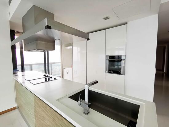 Marina Bay Residences photo 6