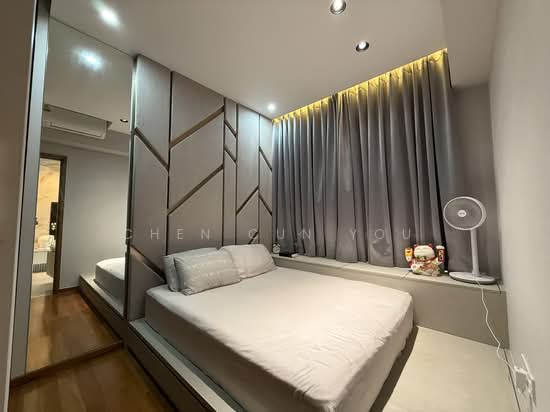 FOURTH AVENUE RESIDENCES photo 3