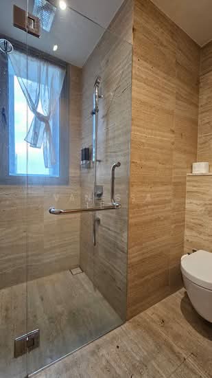 26 NEWTON photo 5