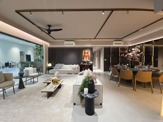 Near river valley road,martin road,outram rd,havelock rd,great world city image 1 of 10