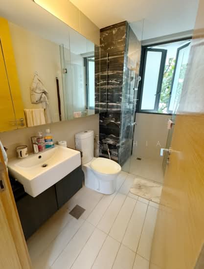HEDGES PARK CONDOMINIUM photo 6