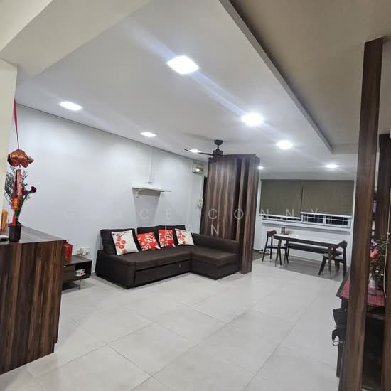 551 JURONG WEST STREET 42 photo 3