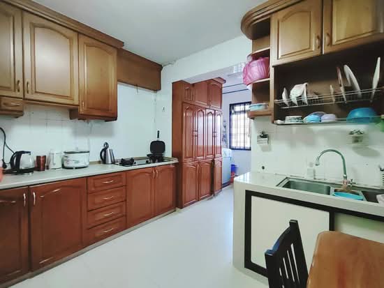 136 Serangoon North Avenue 2 photo 3