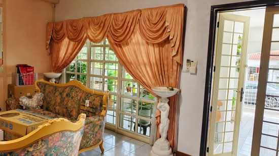 Hillview Crescent photo 6