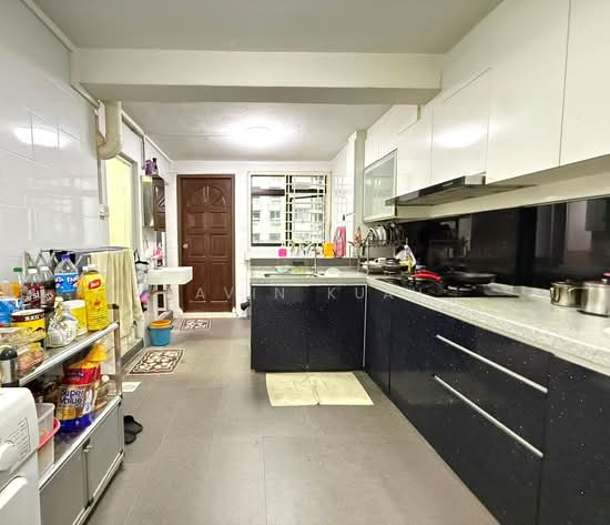 163 STIRLING ROAD photo 4