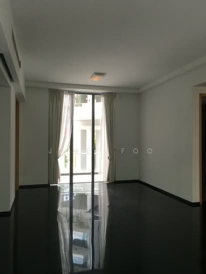 HELIOS RESIDENCES photo 5