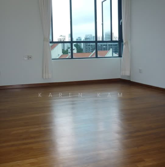 EVELYN MANSIONS photo 3