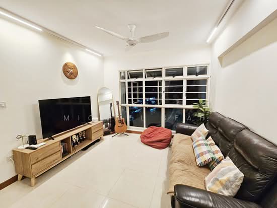 466B SEMBAWANG DRIVE image 1 of 5