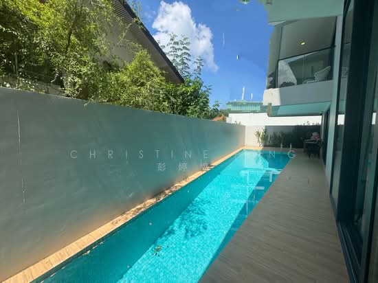 RARE! FAIRLY NEW SEMI-D ORCHARD MRT FOR SALE! NEW LISTING! image 1 of 10