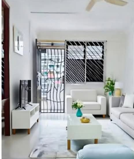 128 LORONG 1 TOA PAYOH image 1 of 10