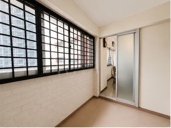 442 SIN MING AVENUE photo 4