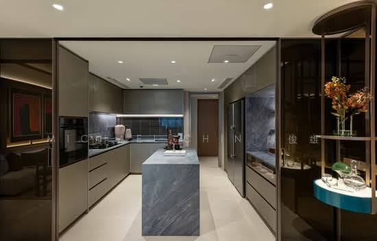 THOMSON VIEW CONDOMINIUM photo 3