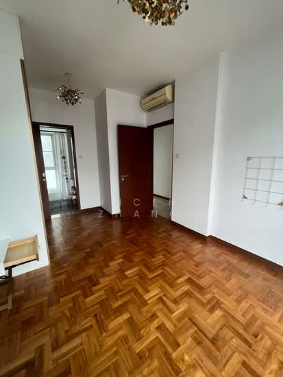 LA CASA photo 4
