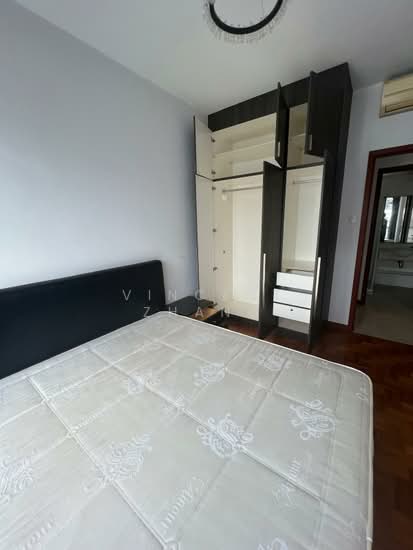 LA CASA photo 6