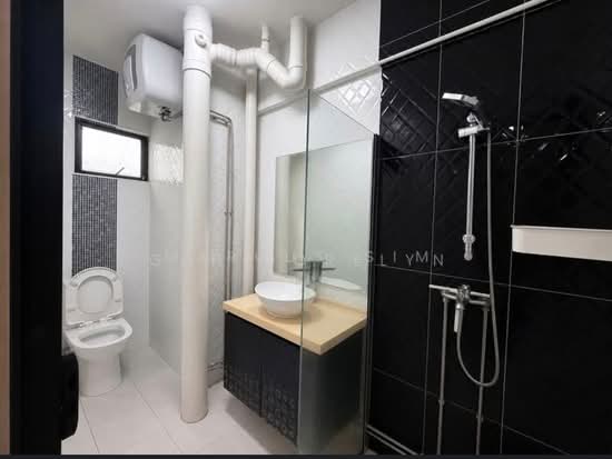 705 HOUGANG AVENUE 2 image 1 of 4