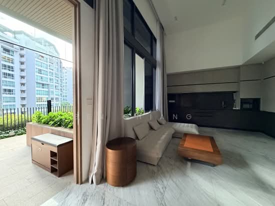 SLOANE RESIDENCES photo 2