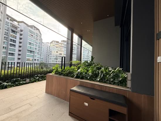 SLOANE RESIDENCES photo 3